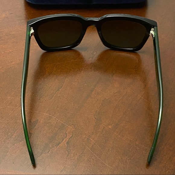 Gucci GG0001SN Sunglasses - Picture 6 of 8